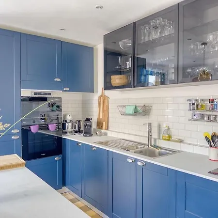 Le Lampadaire Du Martreuil Villa