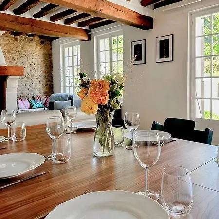 Le Lampadaire Du Martreuil